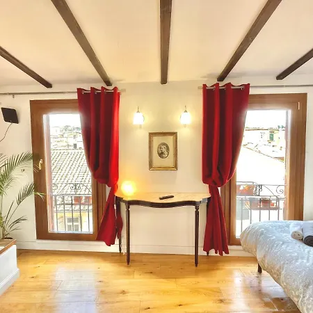 Mattia's Penthouse - View Over Trastevere Roofs Rom